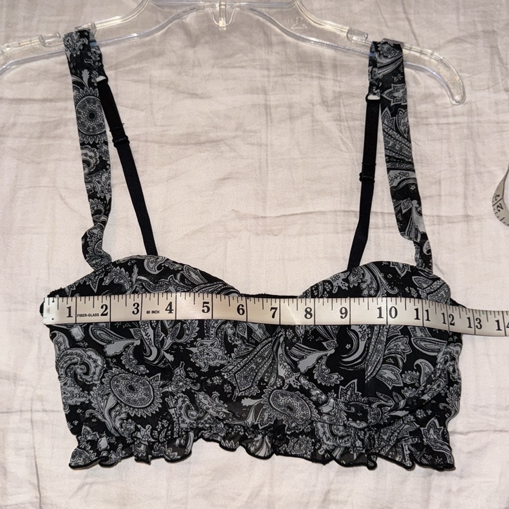 Forever 21 Black & White Bandana Print Bralette Size S - Picture 10 of 11